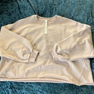 Lululemon M/L NWOT Crop Sweatshirt
